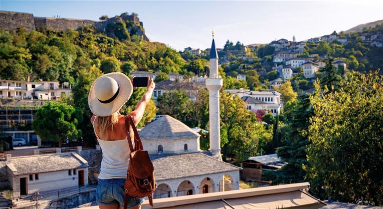 Balkan Rundreise  ©margouillatphotos/istock